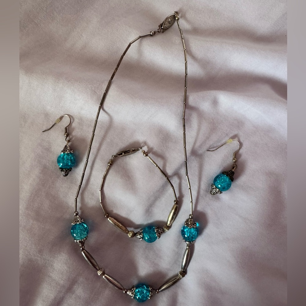 Elegant Silver and Blue Jewelry Set